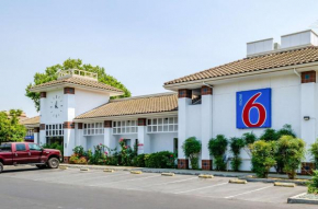 Motel 6 Oakdale, Ca, Oakdale